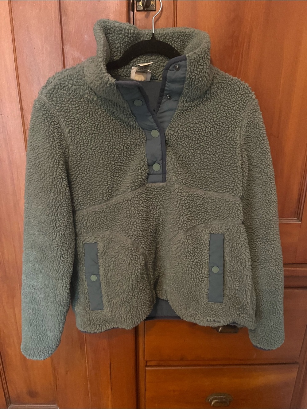 L.L. Bean Olive Green Sherpa Lined Jacket with Navy Trim